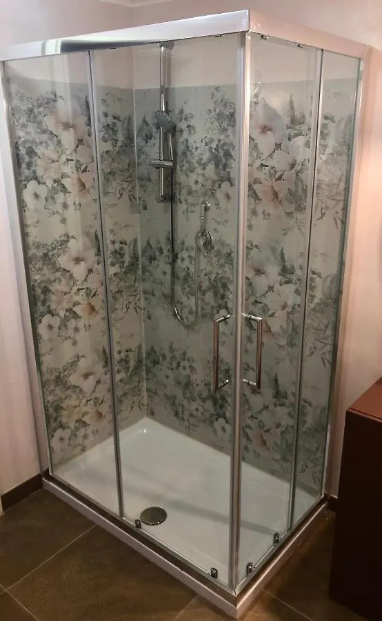 B&B Le Suites Di Jo - Central Station Bari 0*,